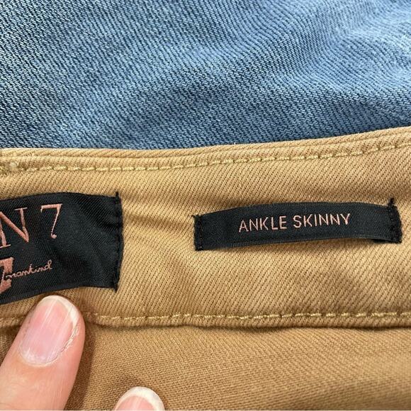 7 For All Mankind Tan Faux Suede Skinny Leggings Pants Womens 2 Fall Casual - Picture 7 of 11